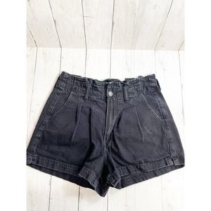 American Eagle Black Hi Rise Mom Shorts Size 6